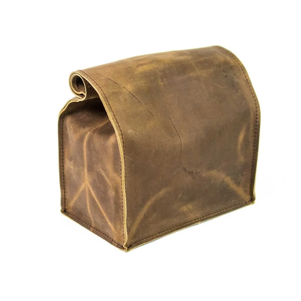 Leather_lunch_bag_back.jpg